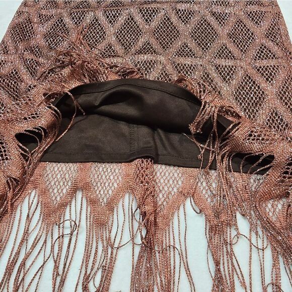 "S.L.Fashions" Beautiful dress with shine. Size 2/4 - Picture 6 of 13